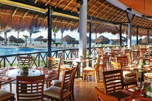 LA BRISA RESTAURANT at Catalonia Riviera Maya